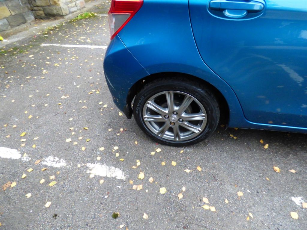 Used Toyota Yaris 2011 for sale - 76131976: Photo 11