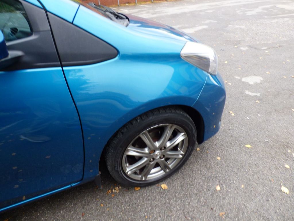 Used Toyota Yaris 2011 for sale - 76131976: Photo 13