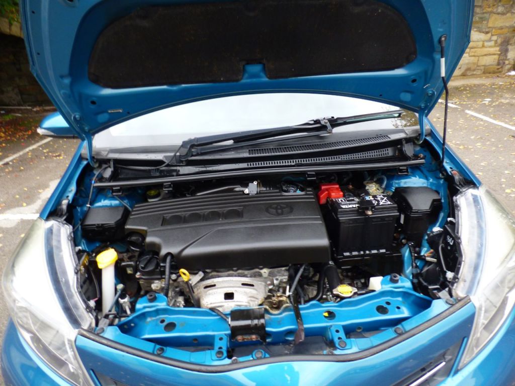 Used Toyota Yaris 2011 for sale - 76131976: Photo 15