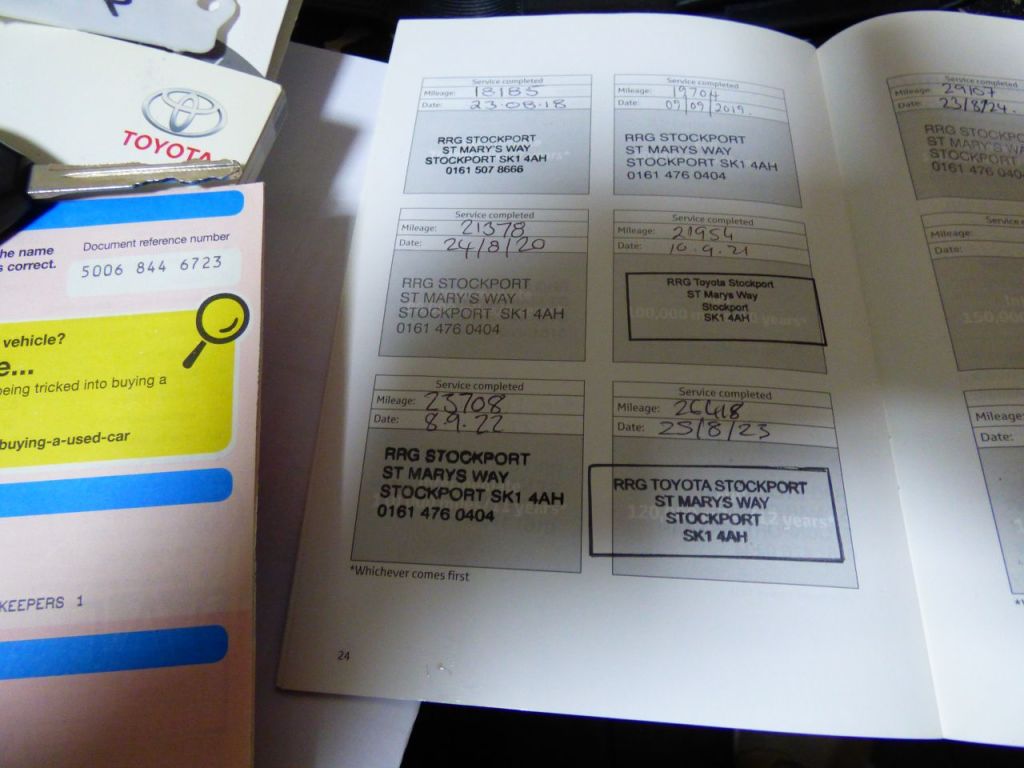 Used Toyota Yaris 2011 for sale - 76131976: Photo 21