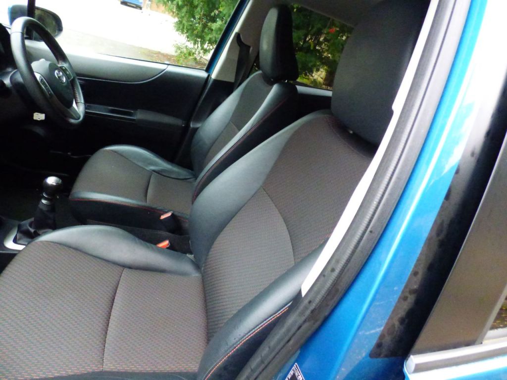 Used Toyota Yaris 2011 for sale - 76131976: Photo 28