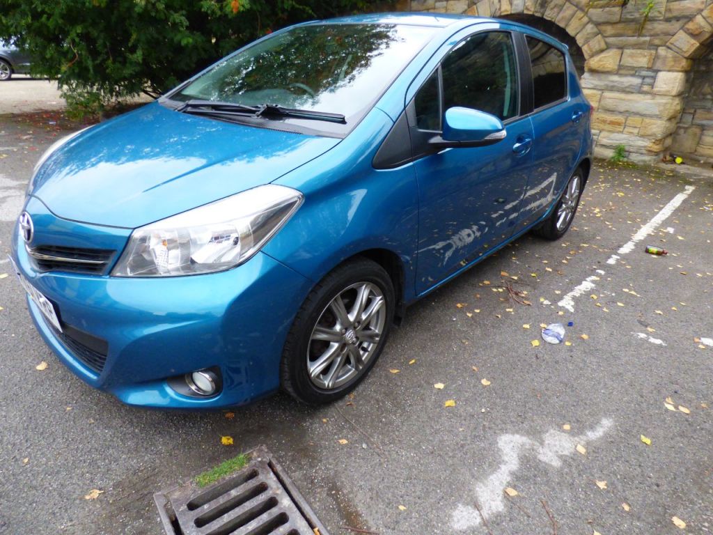 Used Toyota Yaris 2011 for sale - 76131976: Photo 3