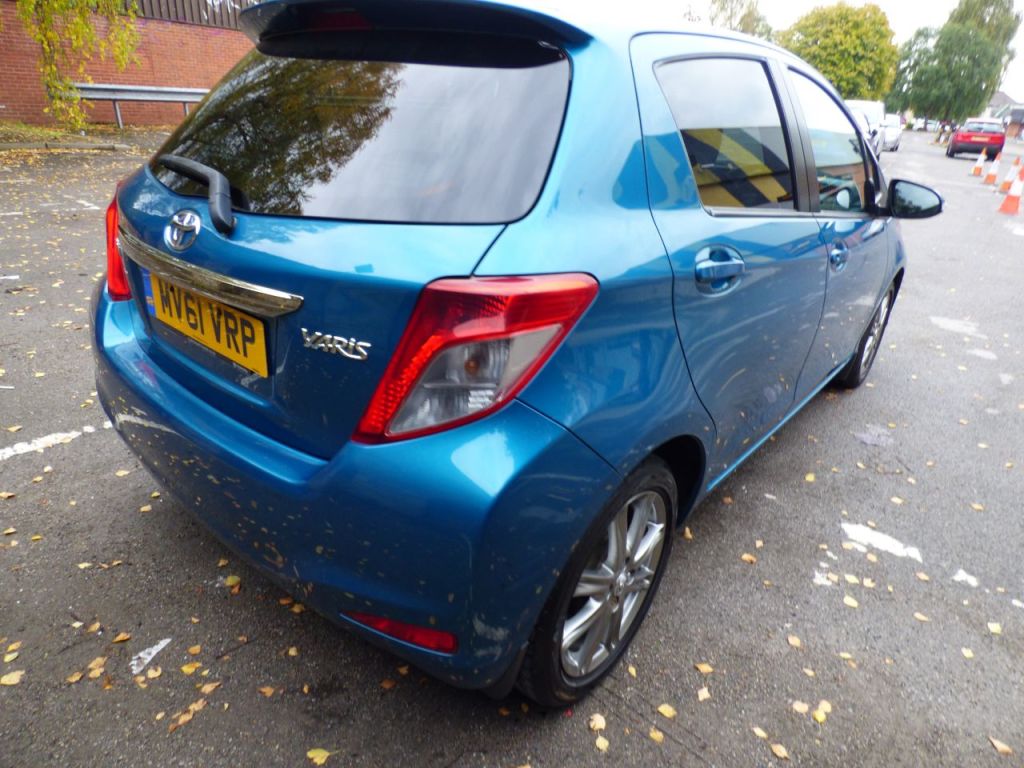 Used Toyota Yaris 2011 for sale - 76131976: Photo 8