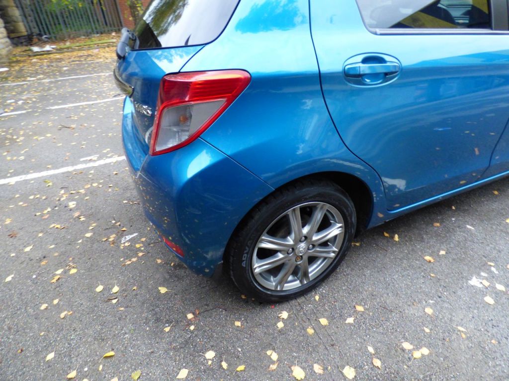 Used Toyota Yaris 2011 for sale - 76131976: Photo 9