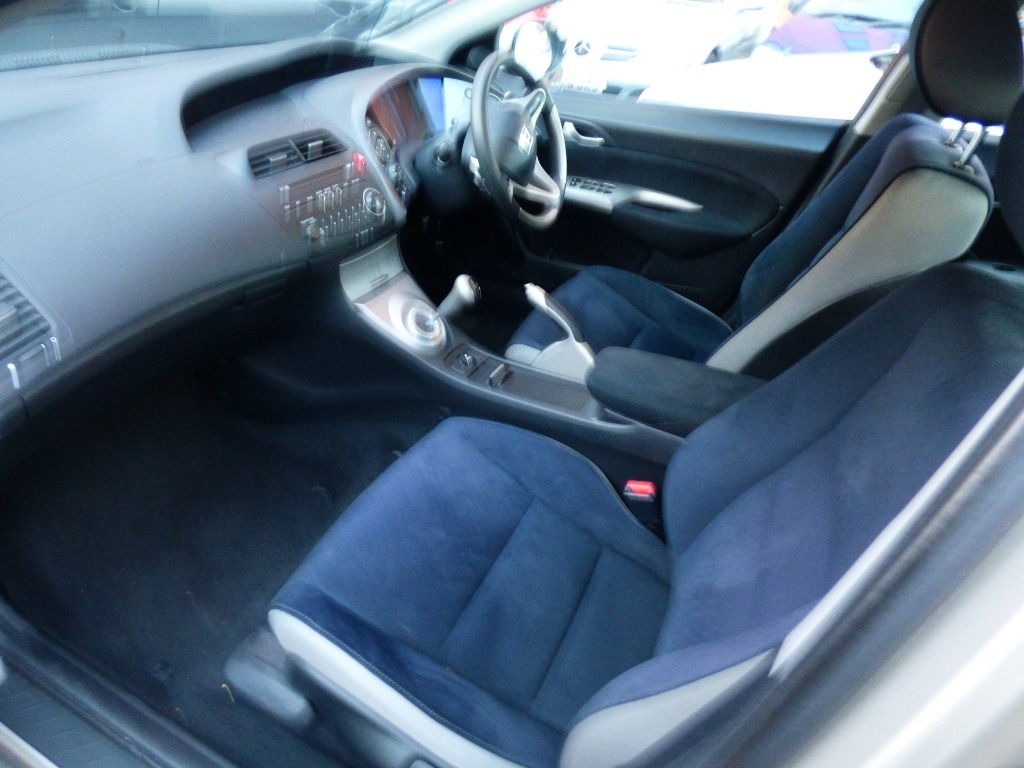 Used Honda Civic 2008 for sale - 76569347: Photo 15