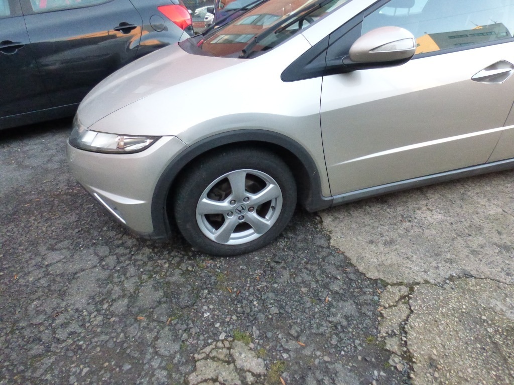 Used Honda Civic 2008 for sale - 76569347: Photo 2