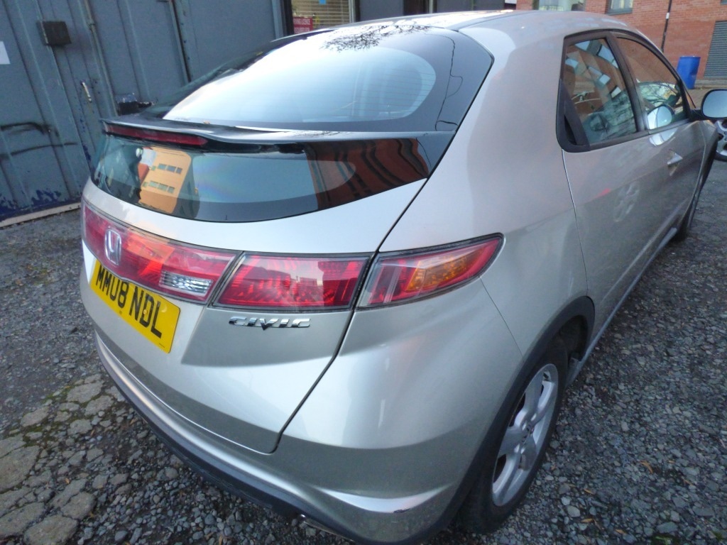 Used Honda Civic 2008 for sale - 76569347: Photo 5