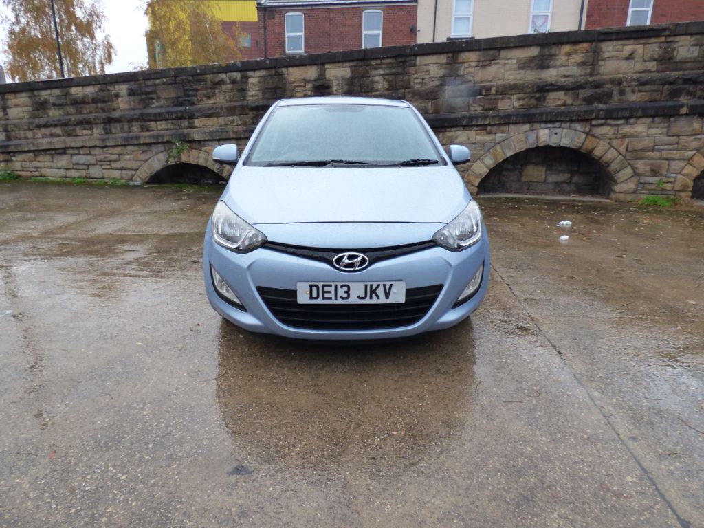 Used Hyundai i20 2013 for sale - 76508800: Photo 4