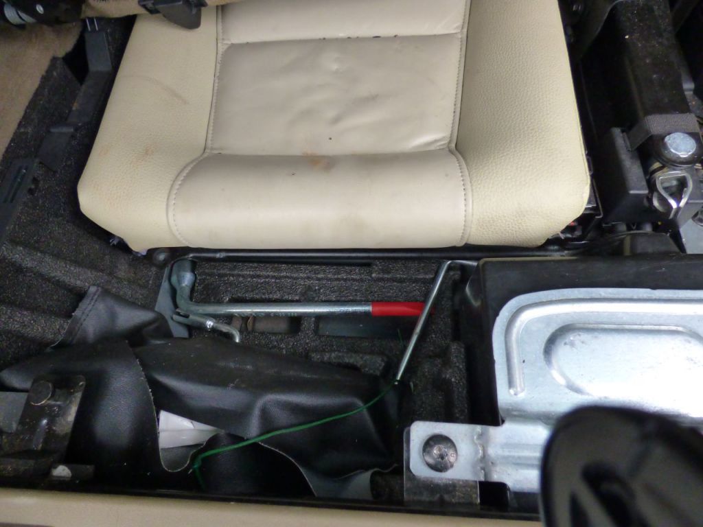 Used Volvo XC90 2010 for sale - 77679917: Photo 17