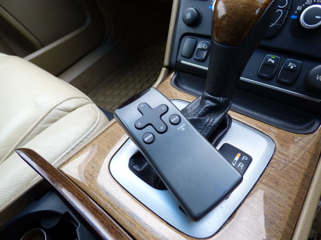 Used Volvo XC90 2010 for sale - 77679917: Photo 42