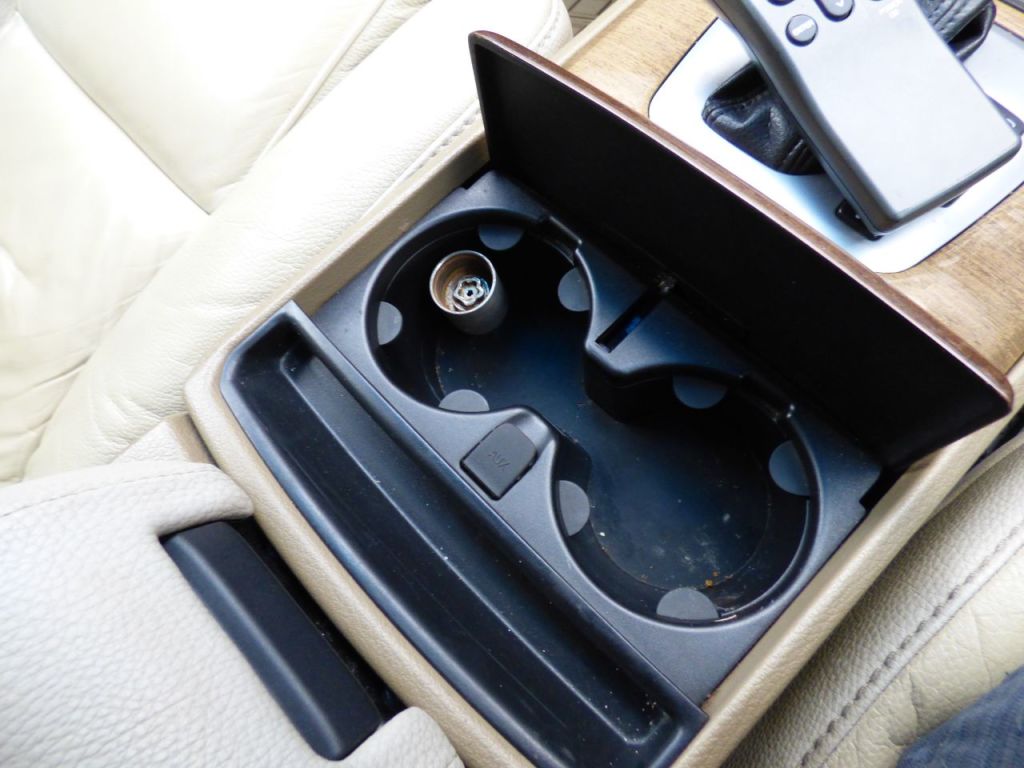 Used Volvo XC90 2010 for sale - 77679917: Photo 43