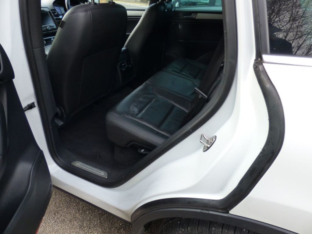 Used Volkswagen Touareg 2013 for sale - 77631489: Photo 13