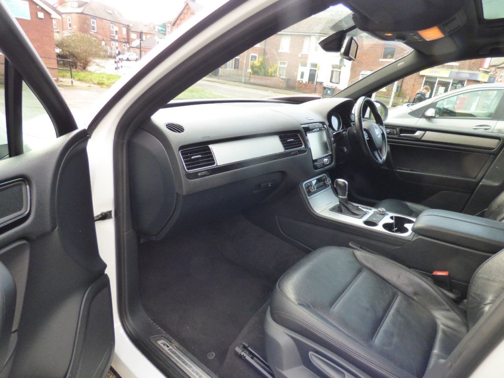 Used Volkswagen Touareg 2013 for sale - 77631489: Photo 20