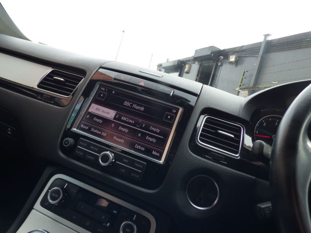 Used Volkswagen Touareg 2013 for sale - 77631489: Photo 31