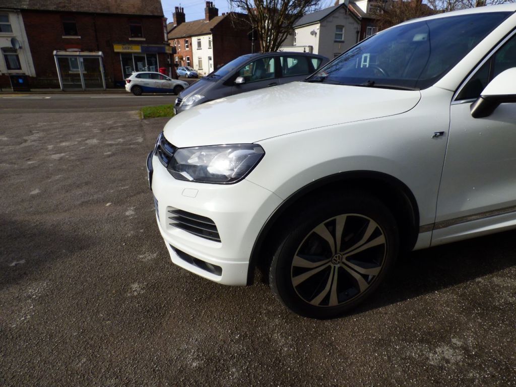Used Volkswagen Touareg 2013 for sale - 77631489: Photo 4