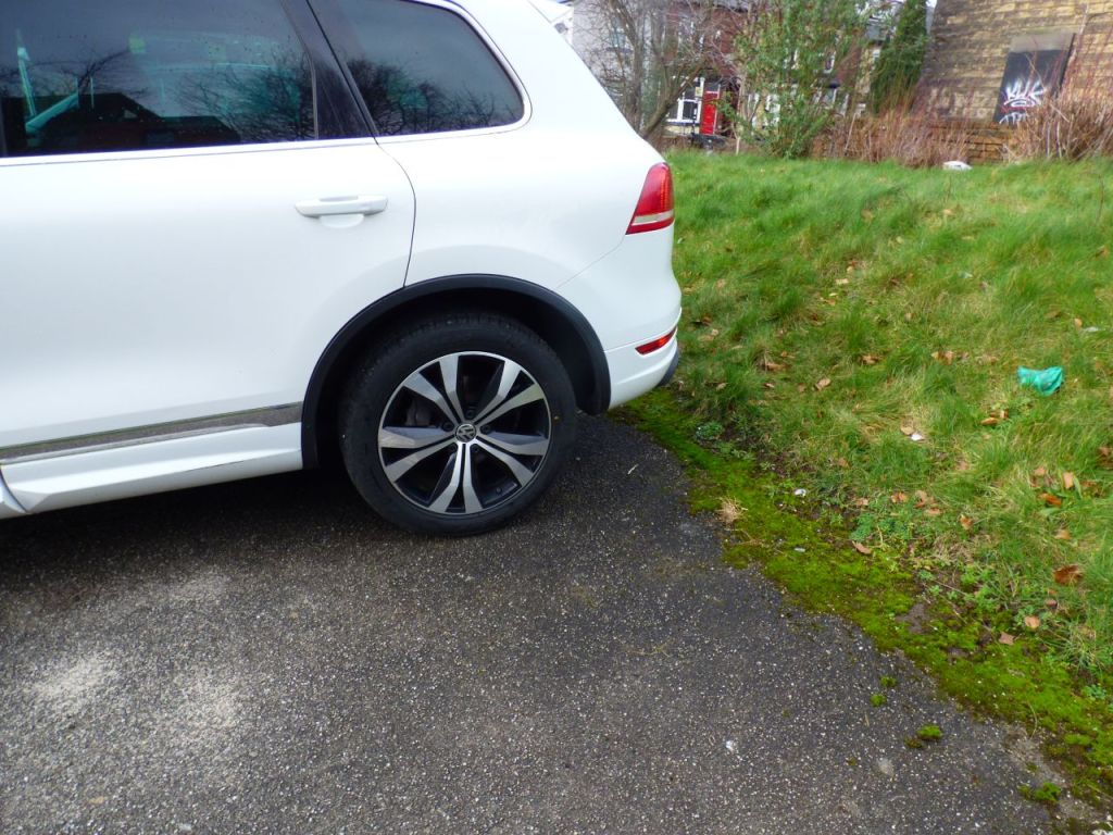 Used Volkswagen Touareg 2013 for sale - 77631489: Photo 5