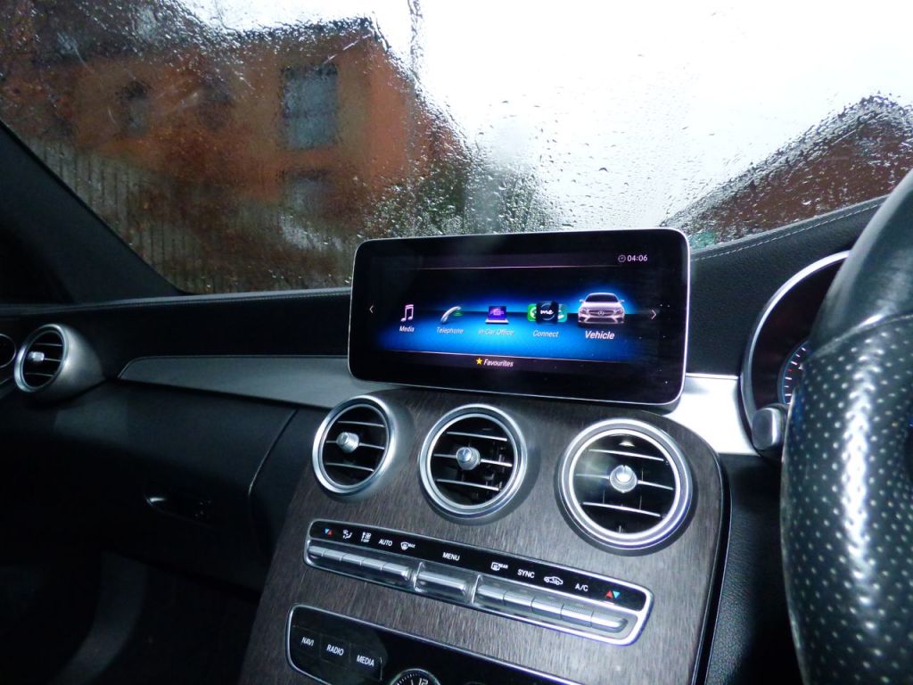 Used Mercedes-Benz C Class 2018 for sale - 77506532: Photo 33