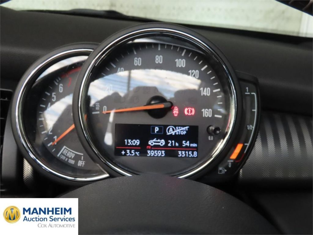 Used MINI Convertible 2018 for sale - 77165834: Photo 2