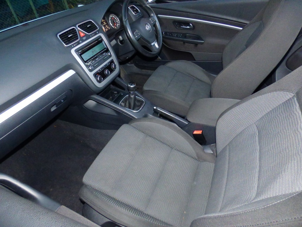 Used Volkswagen EOS 2011 for sale - 76739726: Photo 16