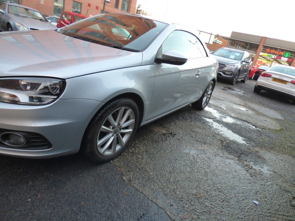 Used Volkswagen EOS 2011 for sale - 76739726: Photo 2