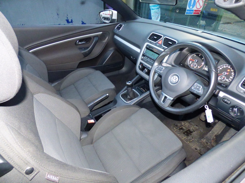 Used Volkswagen EOS 2011 for sale - 76739726: Photo 27