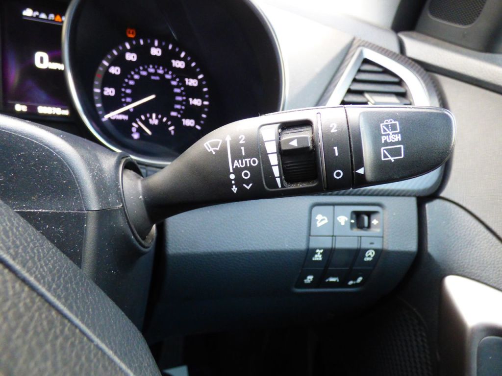 Used Hyundai Santa Fe 2016 for sale - 77165833: Photo 38