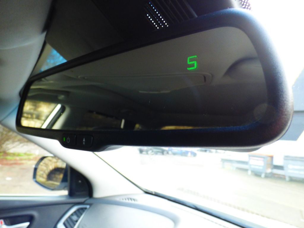 Used Hyundai Santa Fe 2016 for sale - 77165833: Photo 50