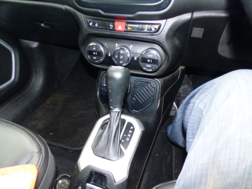 Used Jeep Renegade 2015 for sale - 77006578: Photo 17