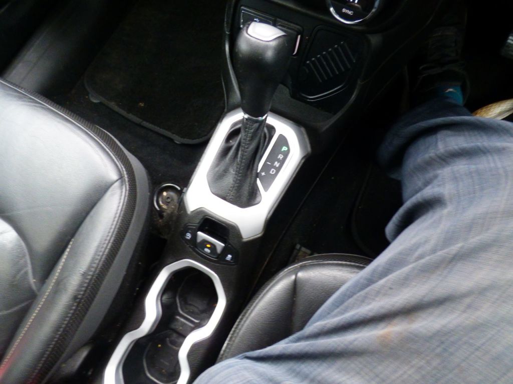 Used Jeep Renegade 2015 for sale - 77006578: Photo 24