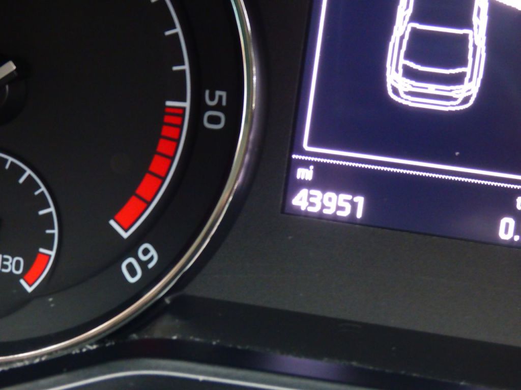 Used Skoda Superb 2016 for sale - 77275588: Photo 57