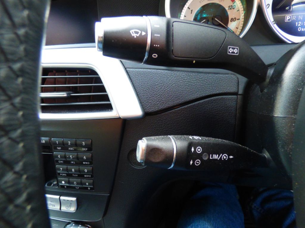 Used Mercedes-Benz C Class 2013 for sale - 77394089: Photo 27