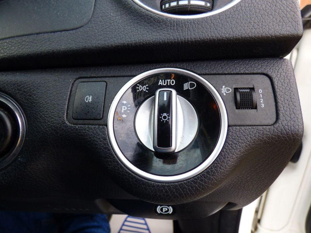 Used Mercedes-Benz C Class 2013 for sale - 77394089: Photo 28