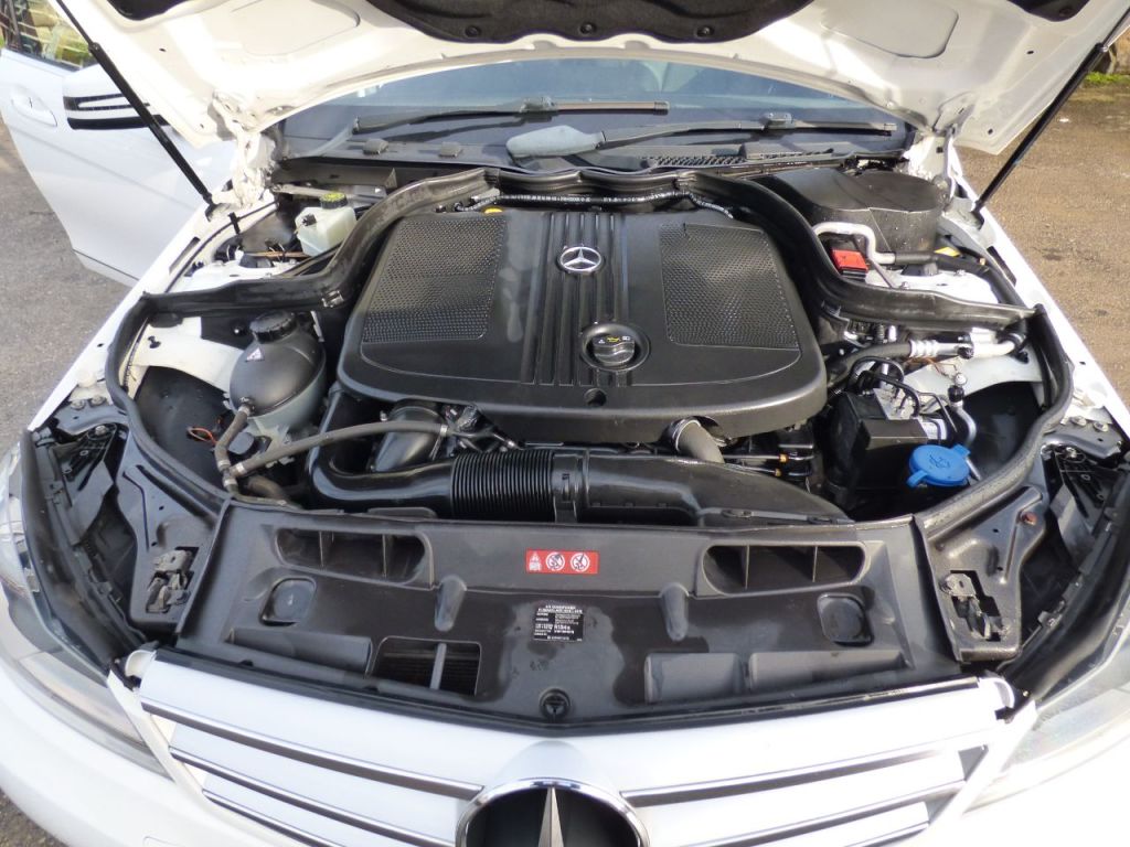 Used Mercedes-Benz C Class 2013 for sale - 77394089: Photo 5