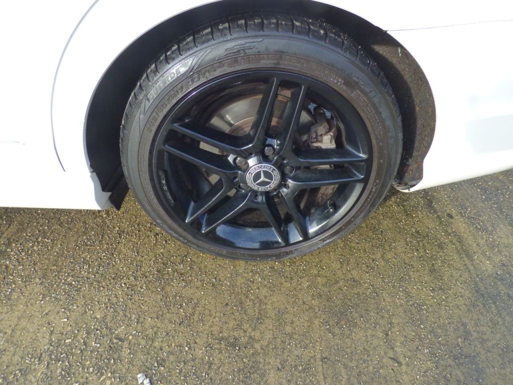 Used Mercedes-Benz C Class 2013 for sale - 77394089: Photo 8