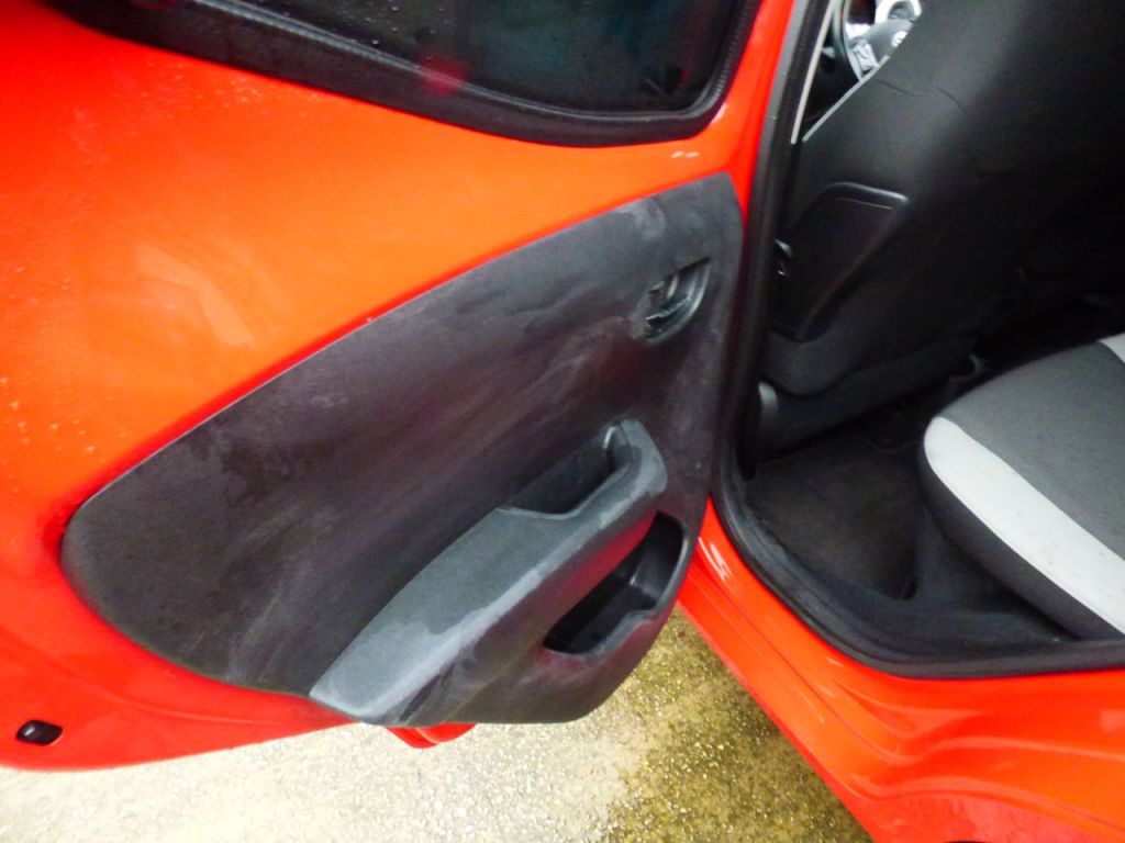 Used Toyota AYGO 2018 for sale - 77399612: Photo 14