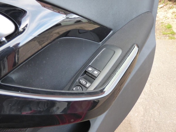 Used Peugeot 208 2018 for sale - 73737933: Photo 12