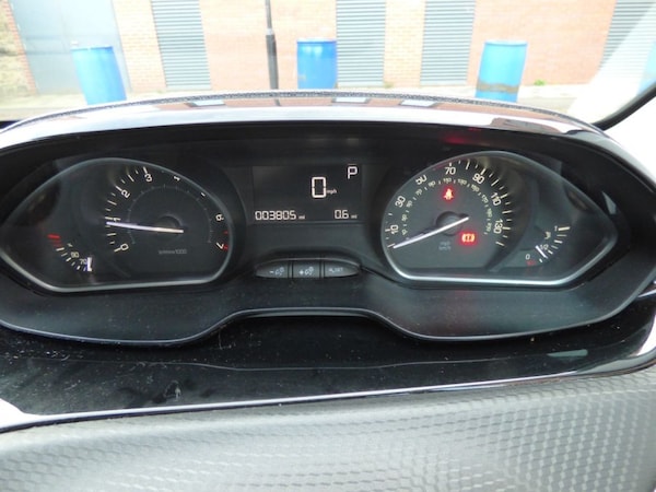 Used Peugeot 208 2018 for sale - 73737933: Photo 15