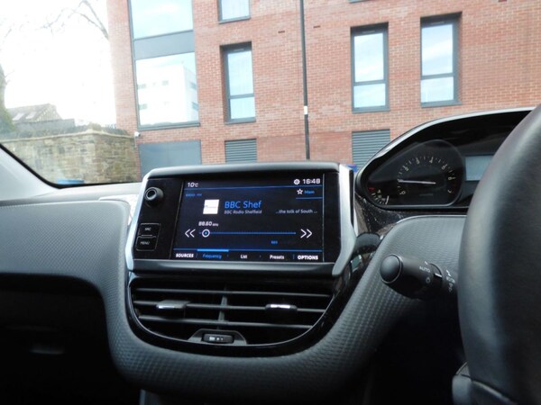 Used Peugeot 208 2018 for sale - 73737933: Photo 16