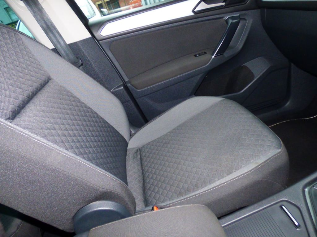 Used Volkswagen Tiguan 2016 for sale - 76526988: Photo 26