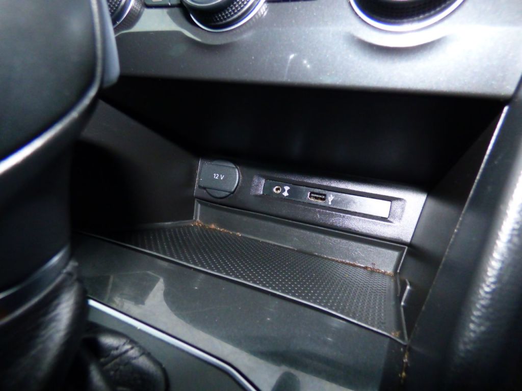 Used Volkswagen Tiguan 2016 for sale - 76526988: Photo 28