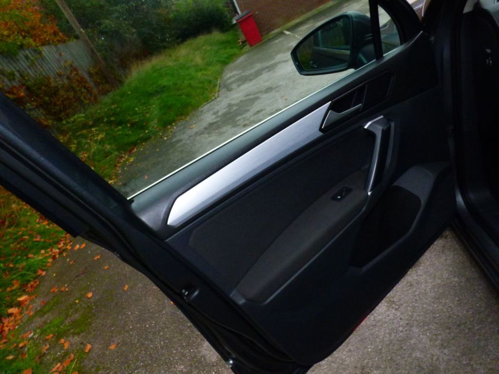 Used Volkswagen Tiguan 2016 for sale - 76526988: Photo 35