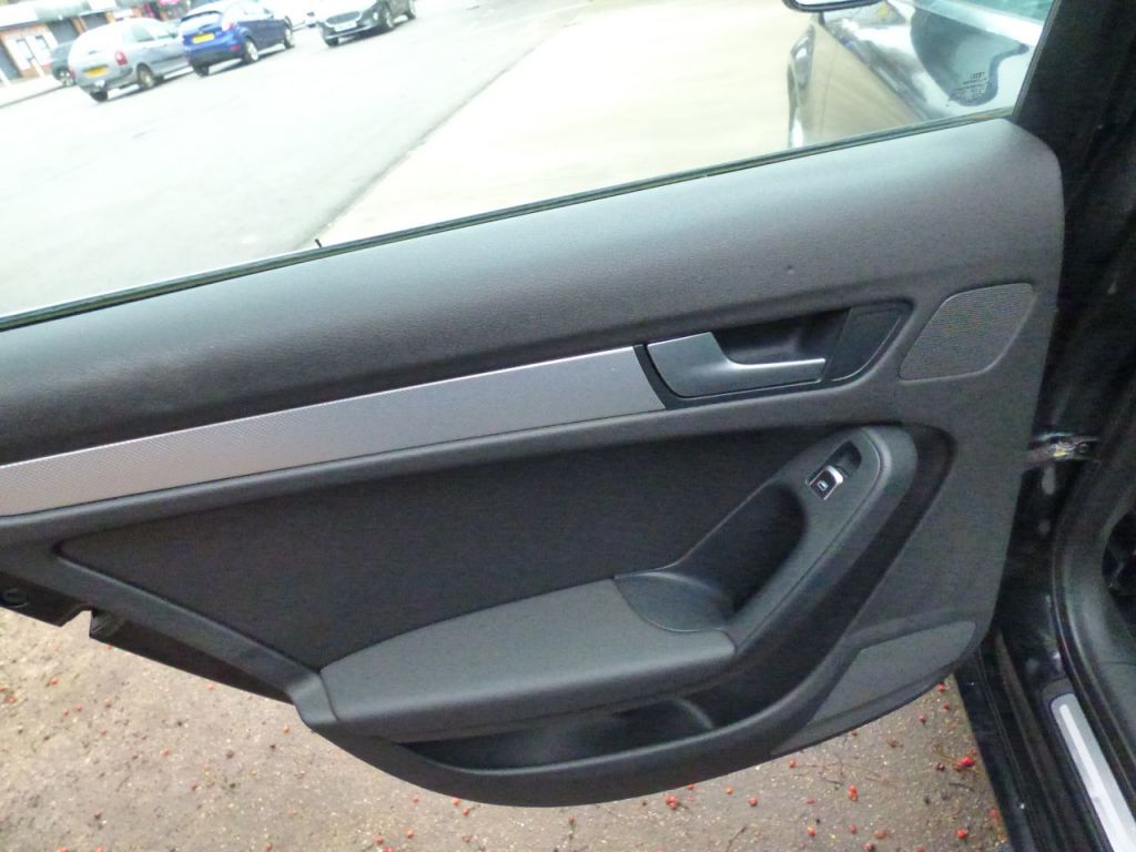 Used Audi A4 2013 for sale - 77399618: Photo 33