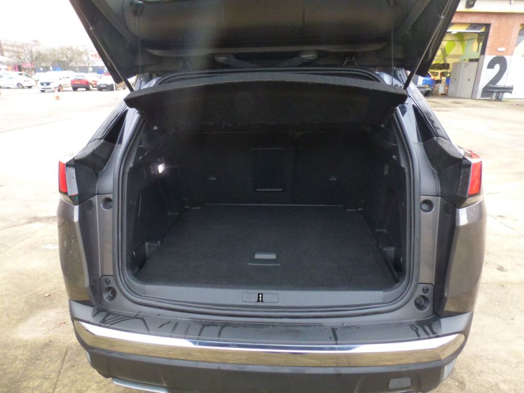 Used Peugeot 3008 2017 for sale - 77200623: Photo 10