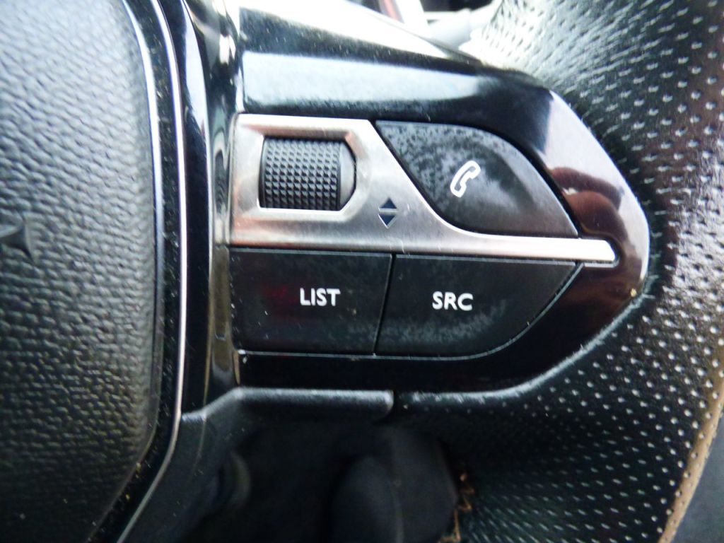 Used Peugeot 3008 2017 for sale - 77200623: Photo 23