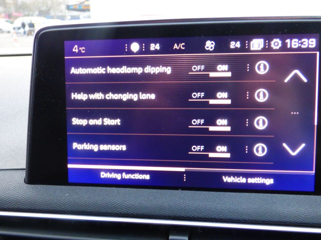 Used Peugeot 3008 2017 for sale - 77200623: Photo 33