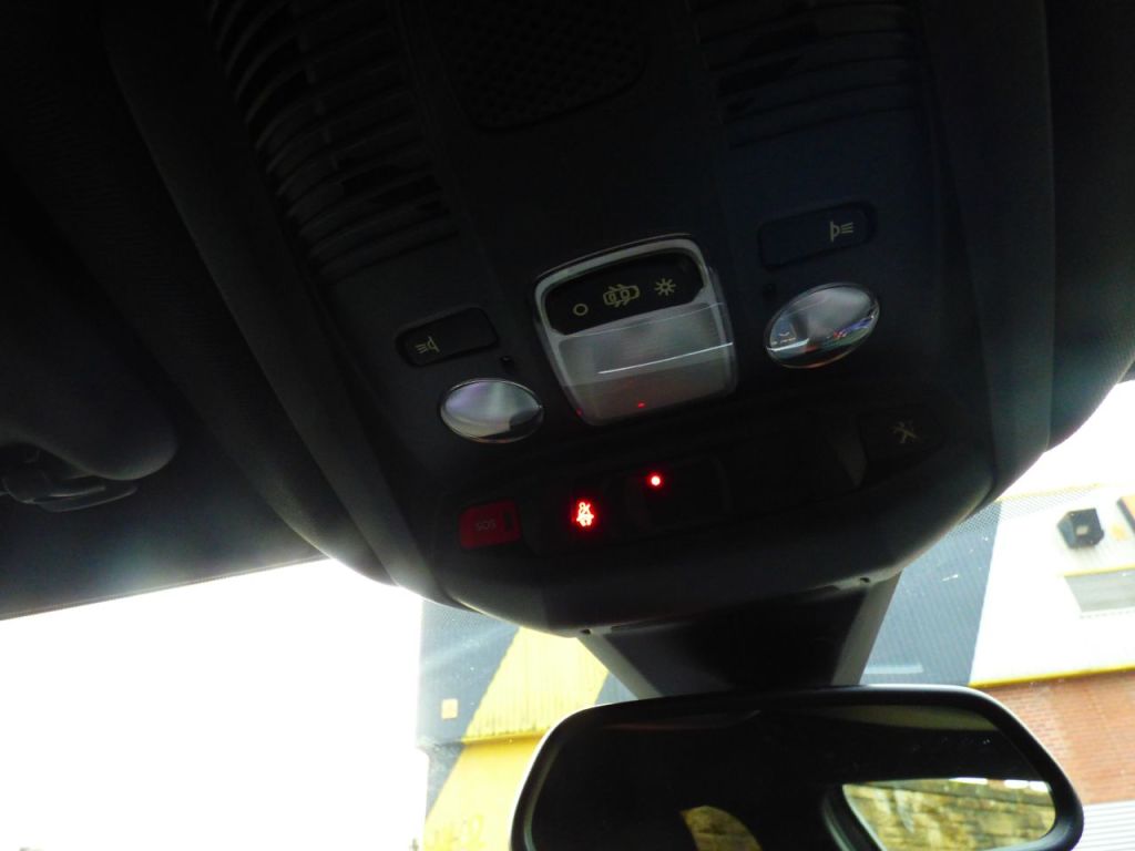 Used Peugeot 3008 2017 for sale - 77200623: Photo 37