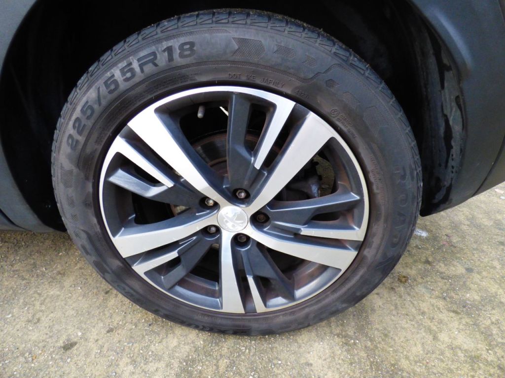 Used Peugeot 3008 2017 for sale - 77200623: Photo 8