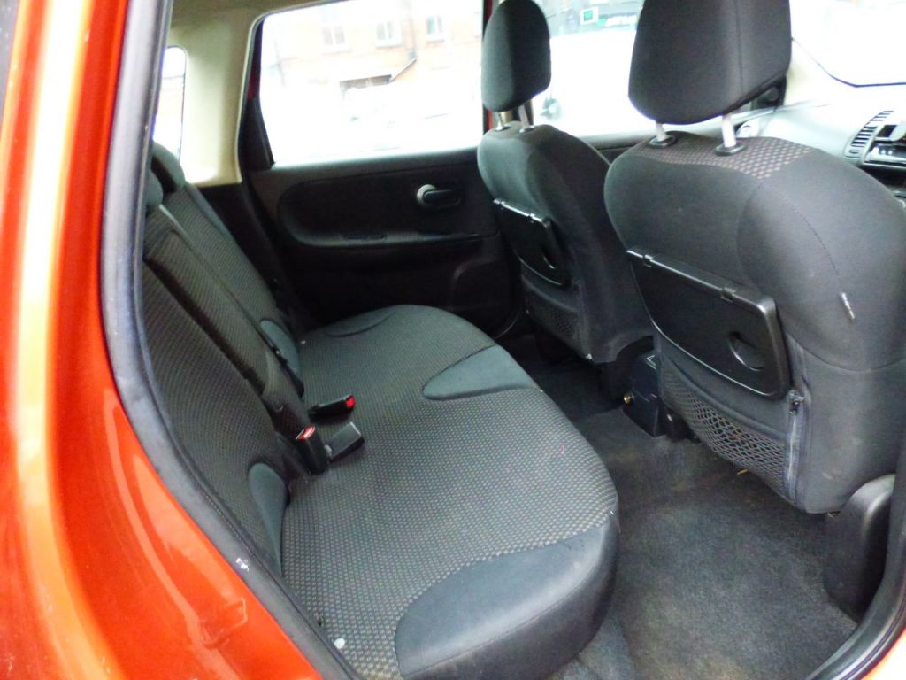 Used Nissan Note 2006 for sale - 77679878: Photo 21
