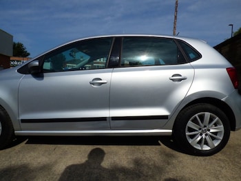 Used Volkswagen Polo 2015 for sale - 75572884: Photo