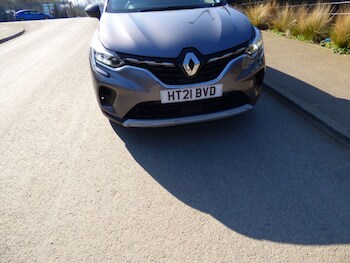 Used Renault Captur 2021 for sale - 77897704: Photo